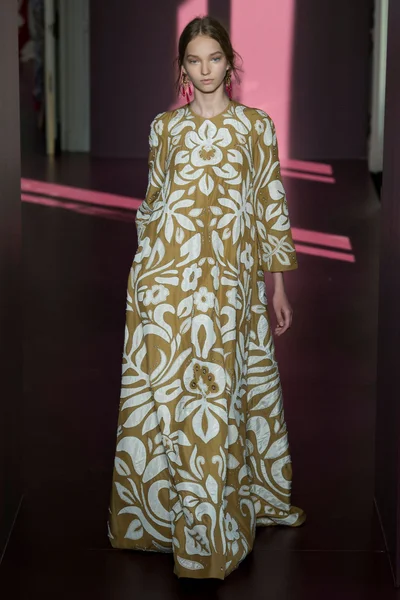 Look 38